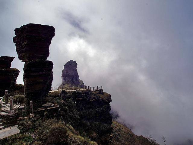 不谢前世，不修今生，去梵净山看看来世