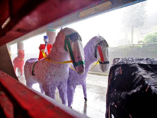 不谢前世，不修今生，去梵净山看看来世