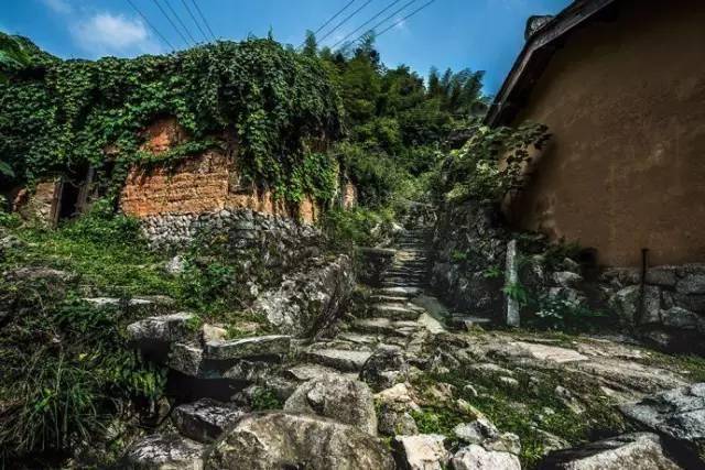 中国最美的梯田到底美成什么样？来这个童话小城你就知道了