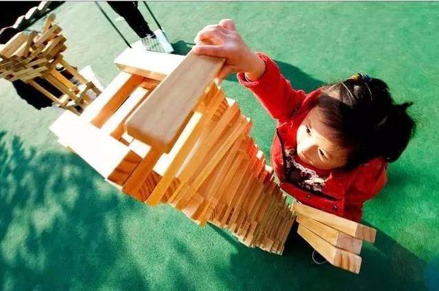 中国最美的梯田到底美成什么样？来这个童话小城你就知道了