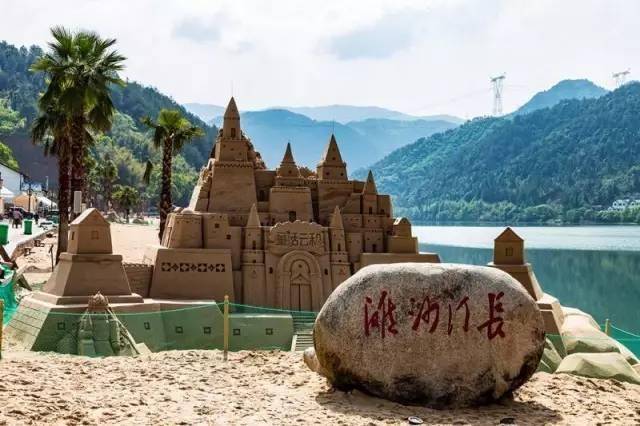 中国最美的梯田到底美成什么样？来这个童话小城你就知道了