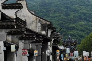 寻味惠山古镇，轻徒惠山，登顶三茅峰，走无锡经典户外线，揽胜太湖之滨