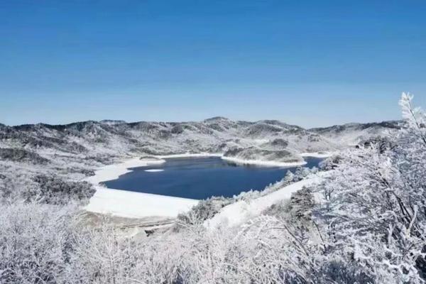 【预报有雪】2.25媲美武功山草甸 徒步千年“吴越古道”赏浙西天池 追雪赏雾凇