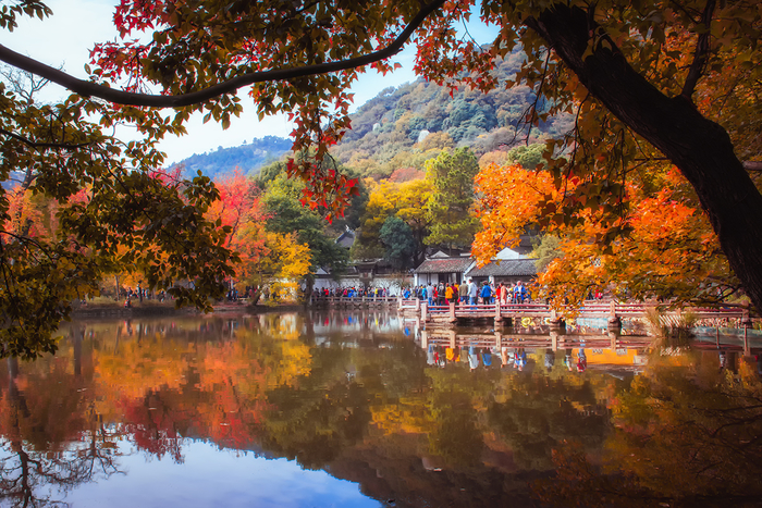 北京周边 活动详情  天平山,自唐代以来就是游览胜地,景区内以清泉