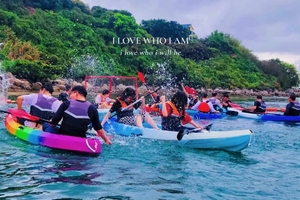 【惠州巽寮湾】H1巽寮湾赶海公园赶海，快艇上美人鱼岛、环游龟山岛/海鸥岛，海上皮划艇、帆船出海，磨子石美拍、篝火晚会二天