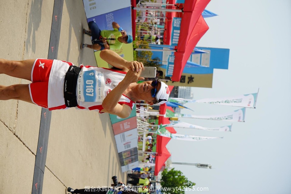 4BDD1453-9017-47E8-B059-FA0B628C84B2