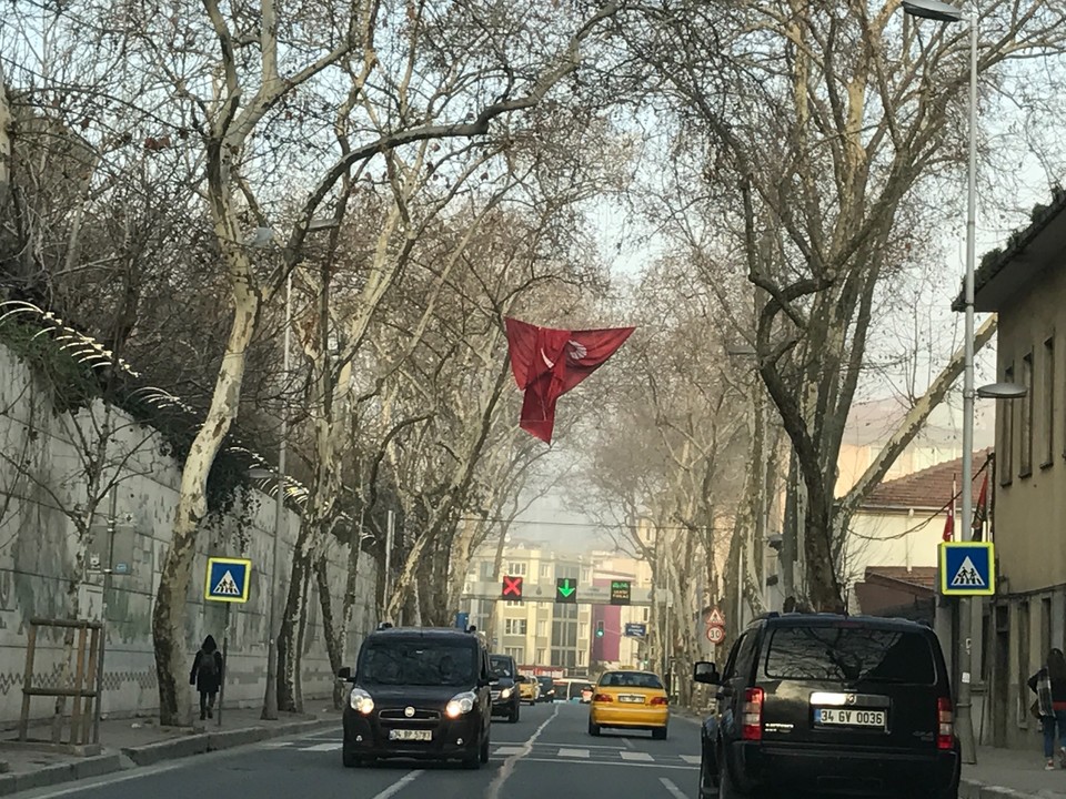 FB90FBE0-BD90-4A6E-A5B9-BCD758561E9E