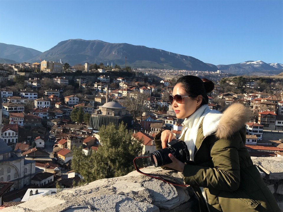 29F7513C-AE49-4E99-9829-8FE78EB8E55C