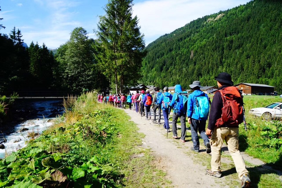 C76B498B-9A7A-4B6F-8BA0-D09F8B37B8B3