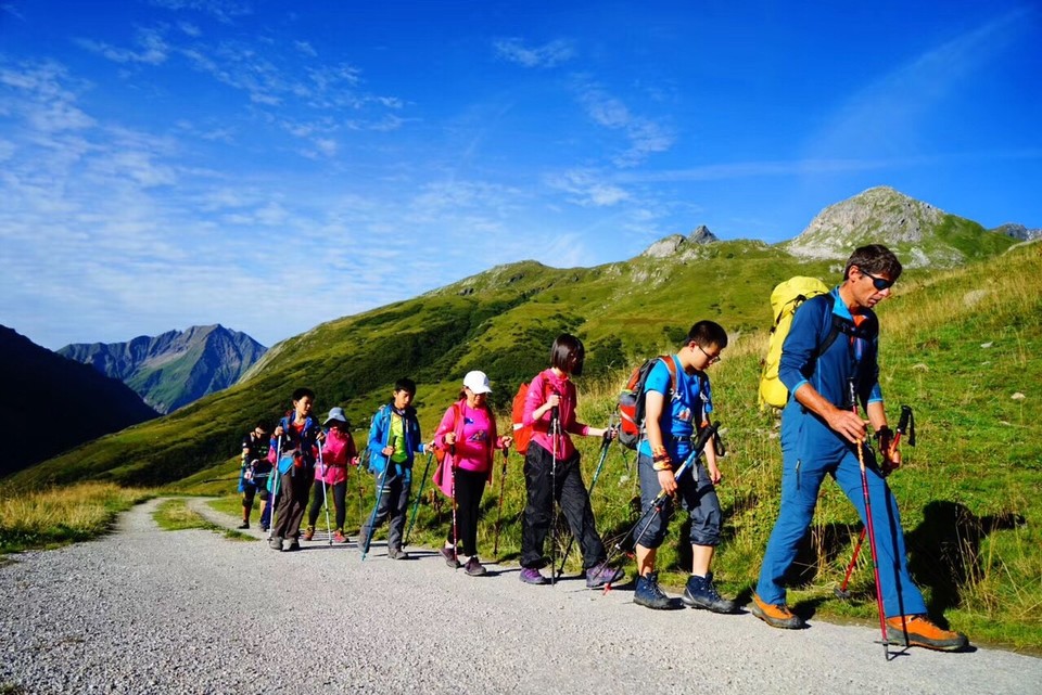 C8247CBC-6FAF-4D81-AB8C-794DE5EACACC