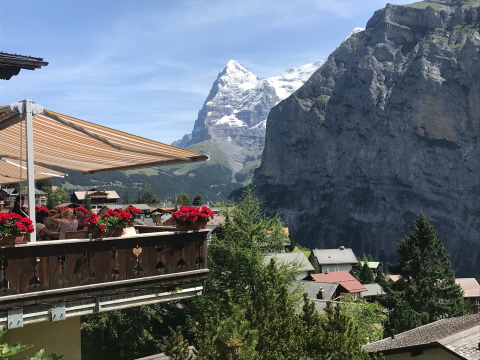 74506EF7-97FA-4CA2-8394-F4CC15B0A95D