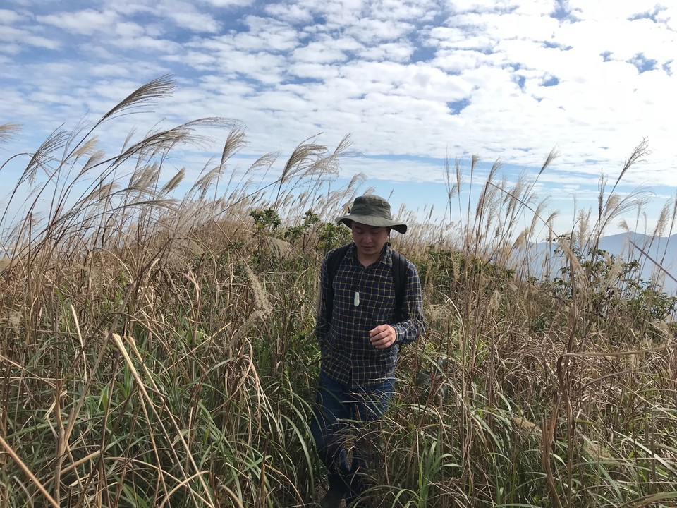 18D1C9EC-06B9-4D85-9A2A-75FA8AB56E49