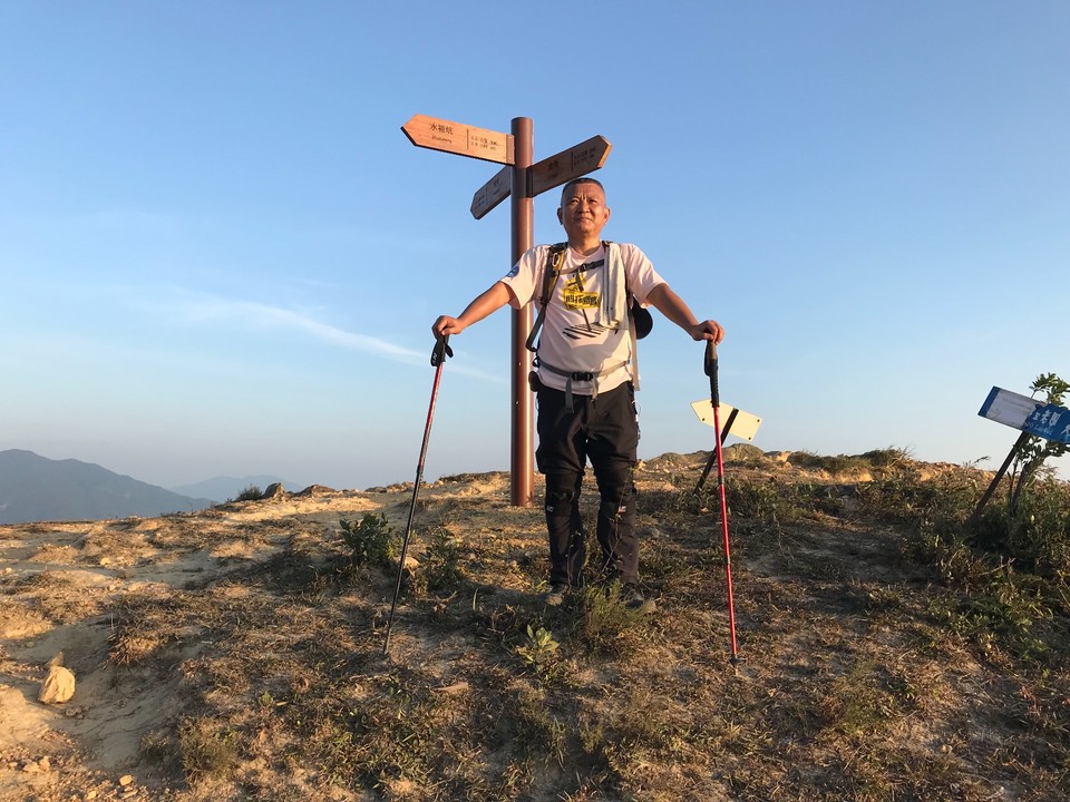 CE8AEF13-E92C-49B7-BBD2-9235CE0964C6