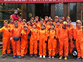 8A3CAB12-04E4-4F4F-83EC-48843A9A04B0