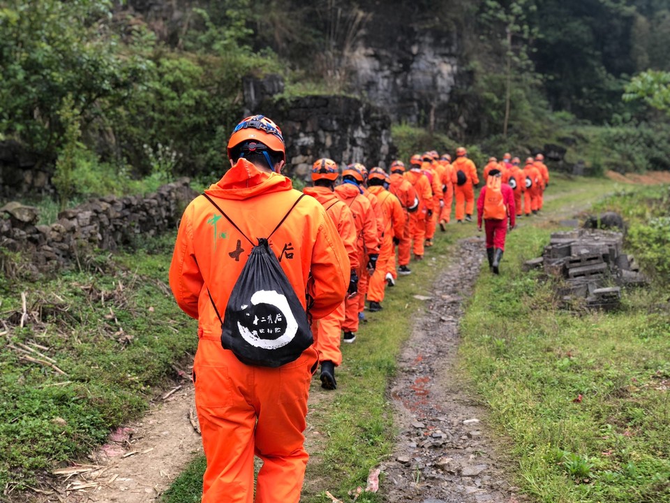 5BC66764-A0AB-47C2-8FC9-14939ADBB61C