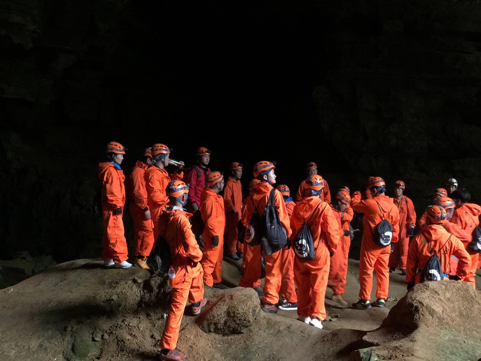 1E2558CF-4986-47FA-B279-F3C37E439937