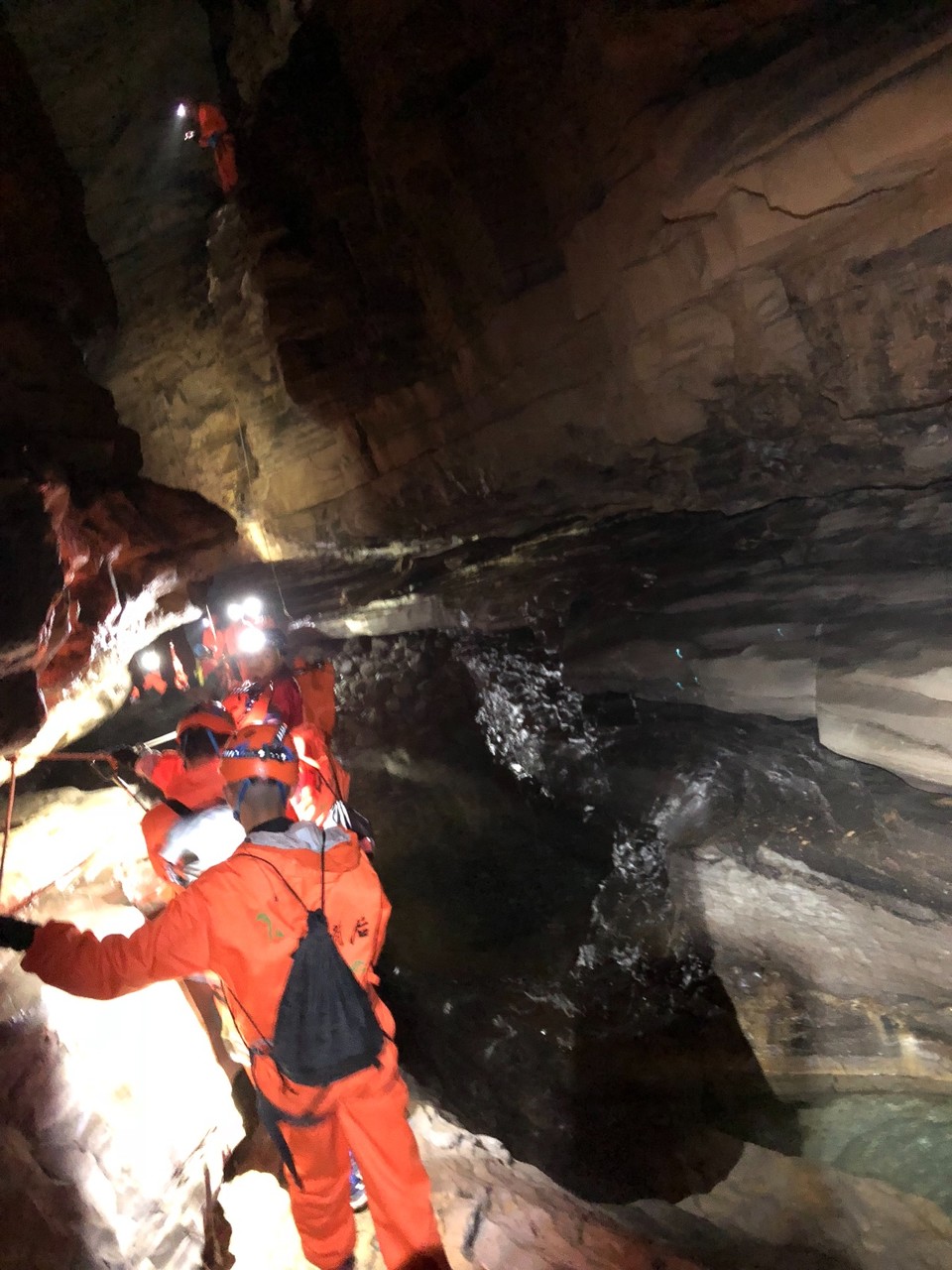 A3A1FEEB-05DF-427E-9F23-16265769B3FA