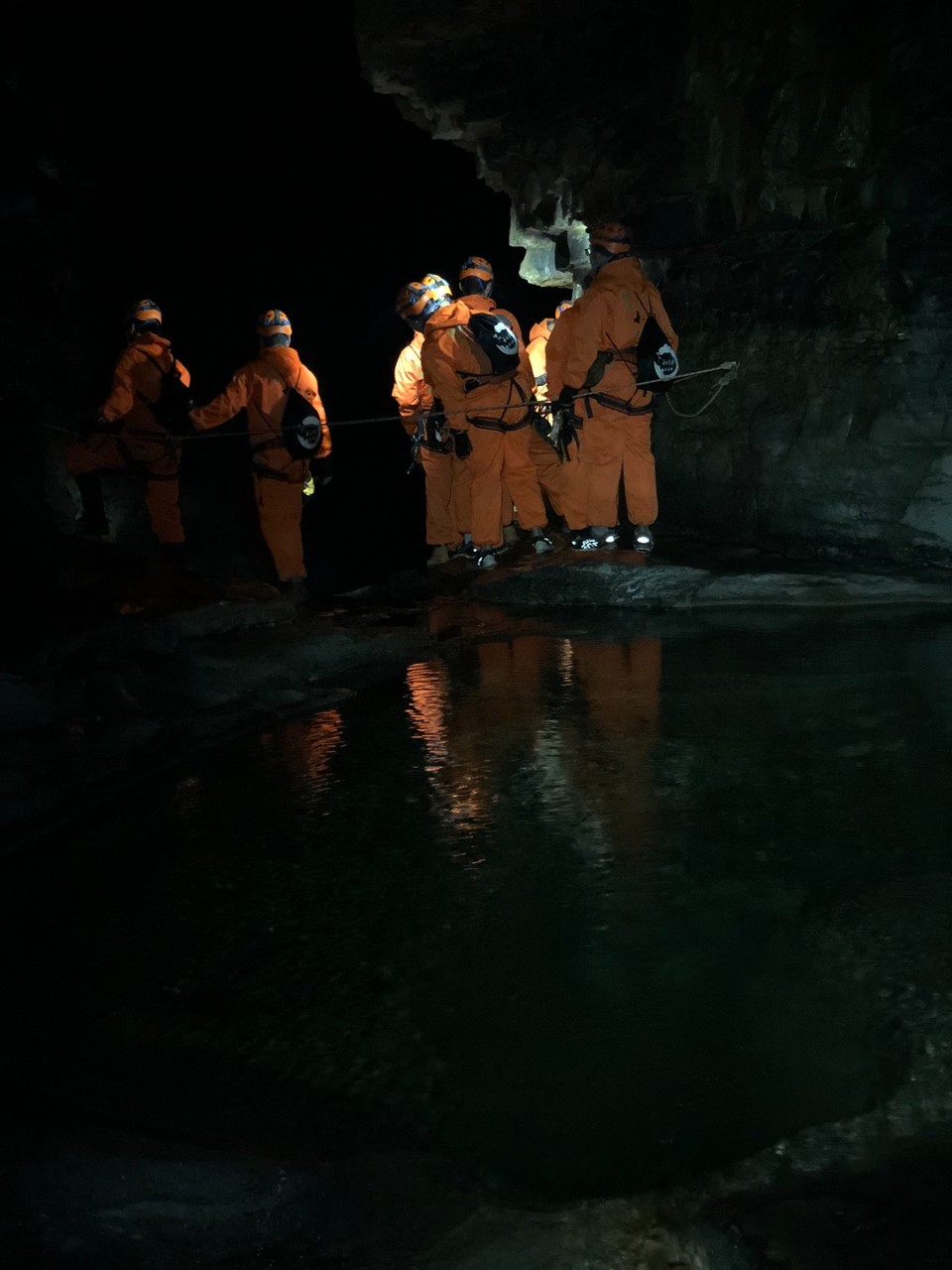 213D86AA-1DFA-42D6-82E3-8B1702A9D4E4