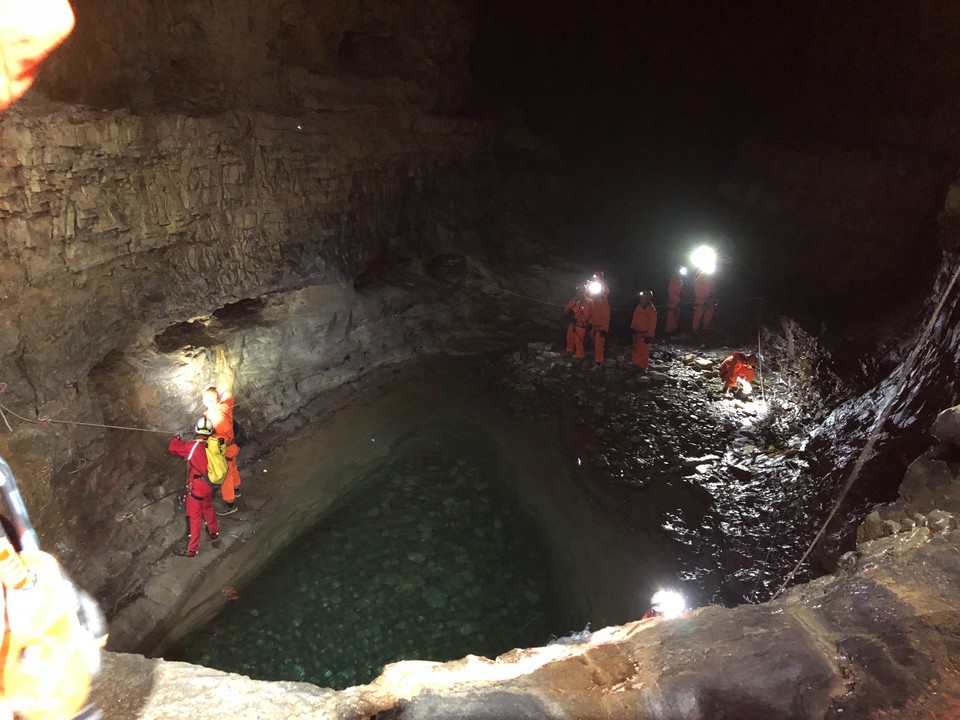 AB20DA75-4D7F-4432-A4A7-8ACE8BD1B772