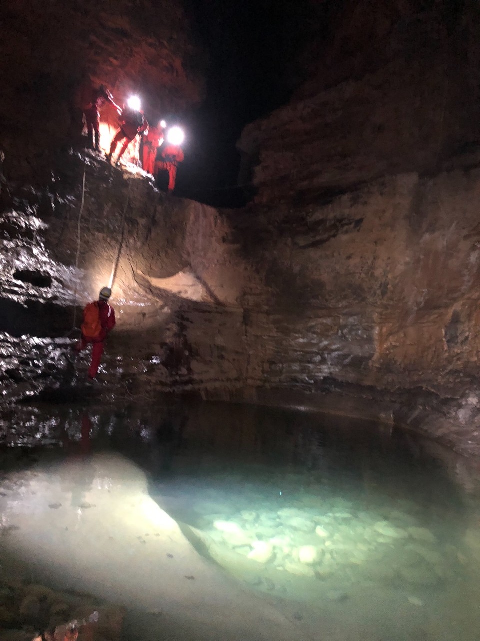 9B707C82-9C1A-43F8-B39F-4A622E7FD891