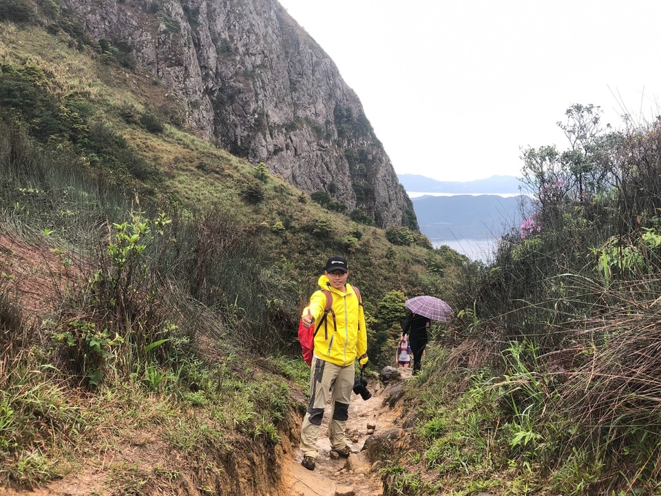 DD7F14AB-E6C6-4DD9-B46F-29DA174BB602