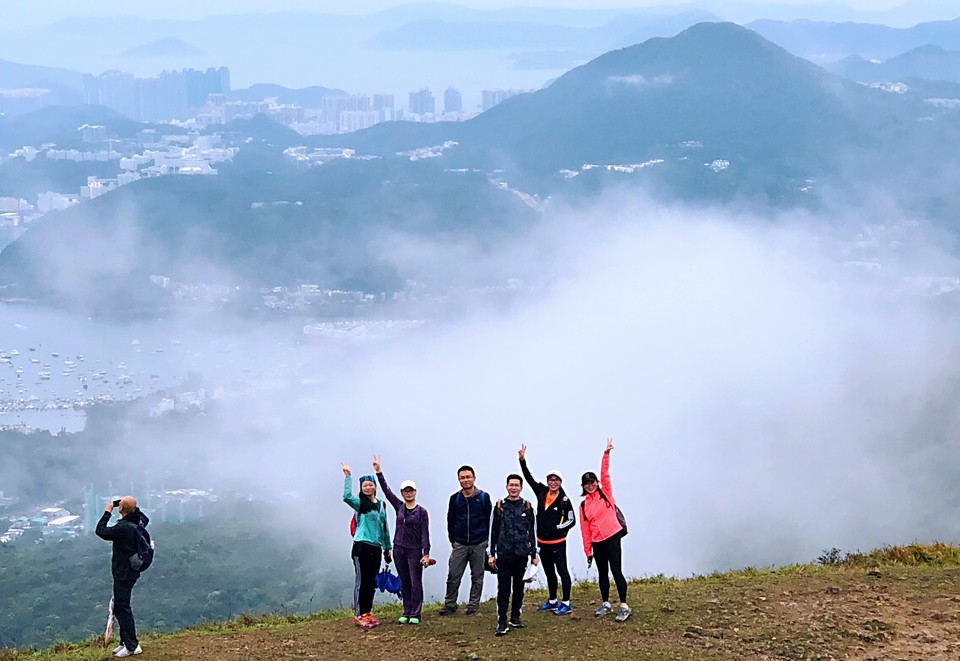 BB4FF2E2-0521-470C-BB4D-59D5DF4CD9BF