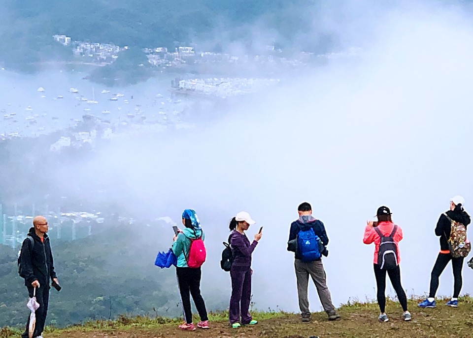 70B1FB3E-AC01-428C-8F59-56828B30DBFF