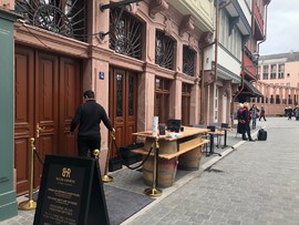 B7DF9EE8-A1D0-43FA-B519-D53503AFBA06