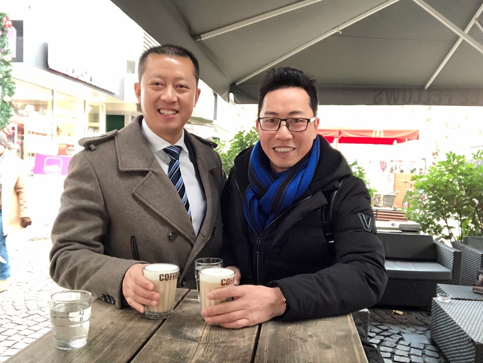 FB1C9E57-324A-48D0-85E3-70422412DC53