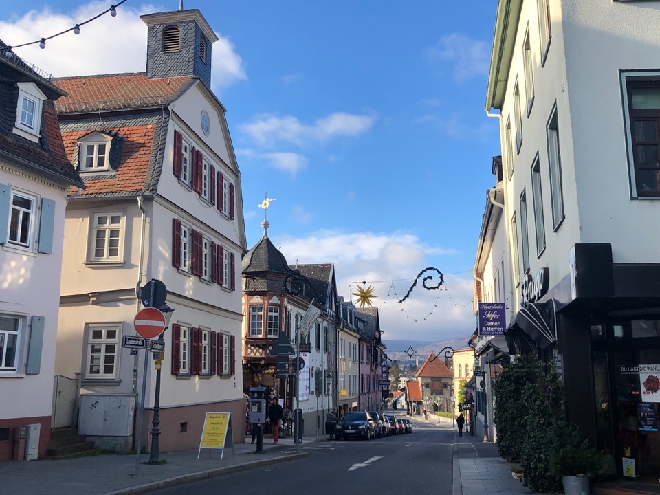 9B1A0735-2E73-4EB2-81B4-760C2B6FAFAE