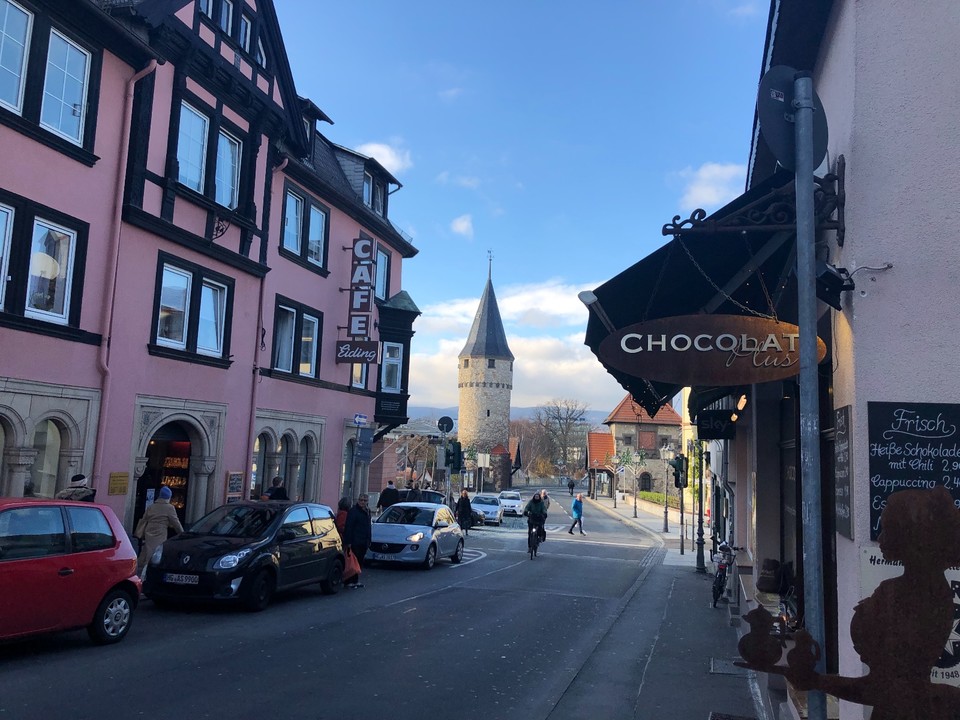 4CFF9697-8D39-49D8-86F2-EB24FCA04C2C