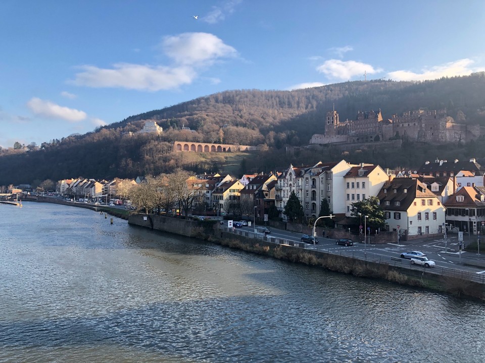 4559E3FB-9321-40FD-8039-AF4AE31128F6