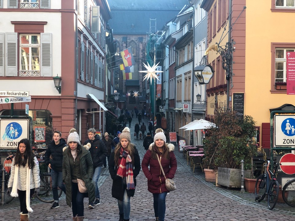 A72B3C9F-B64E-4FFC-B2AF-5874DE716A3D