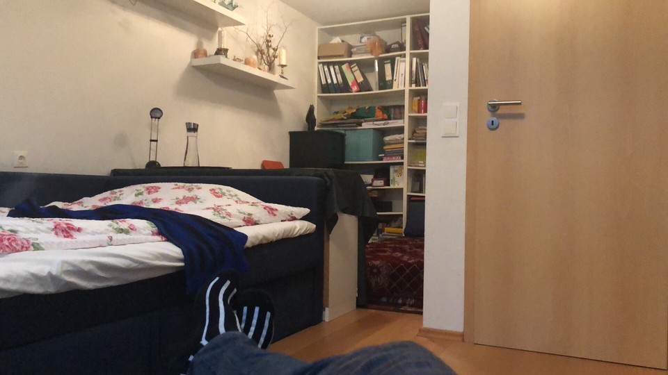 F37B5D5C-D6C1-45E0-9DAC-C937069D09F3