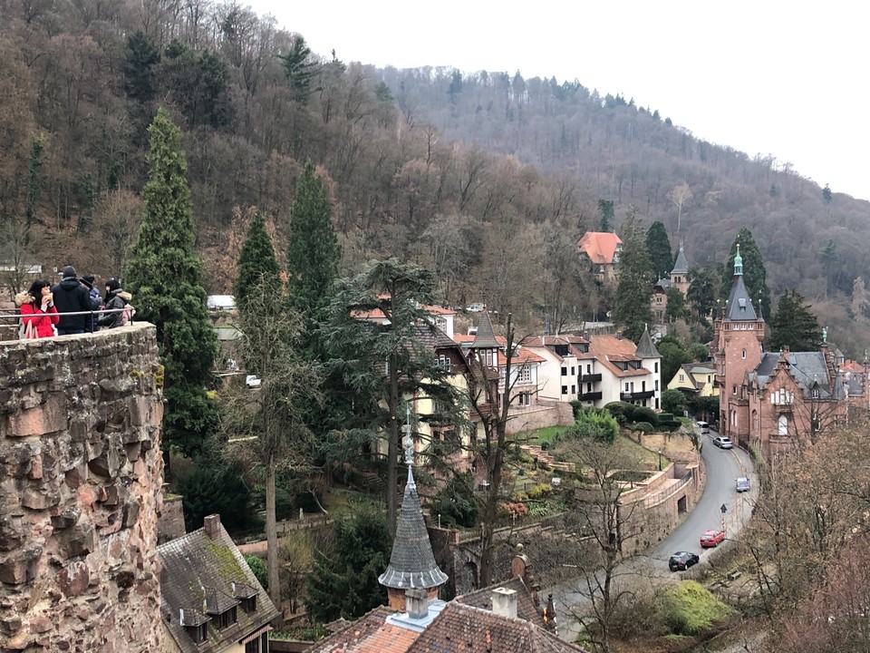 4379EE21-0BAE-4FE1-885B-CFAD4B25664A