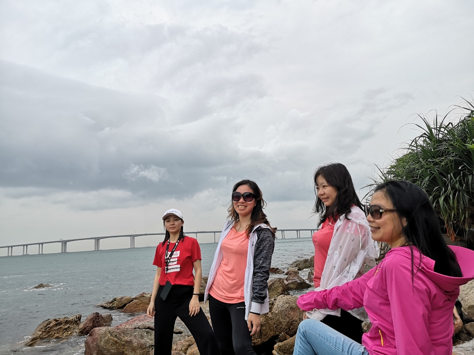 F83BA527F92F79435FD9E8E59250CD8C