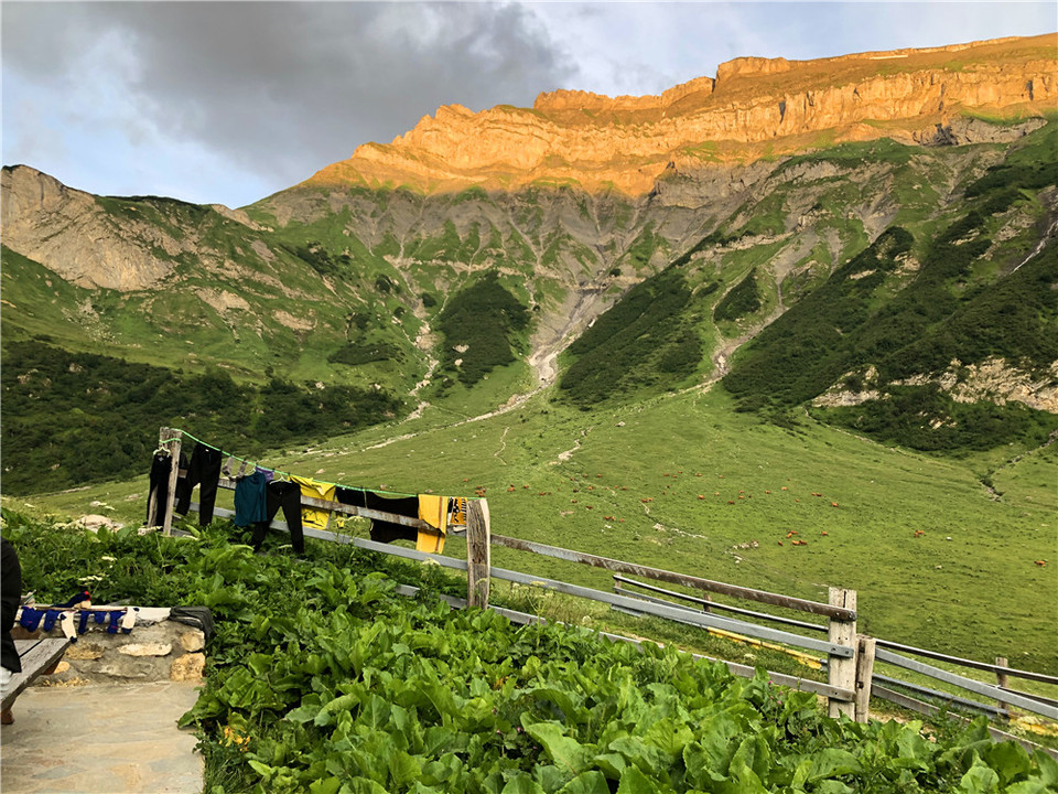 TMB欧洲环勃峰徒步图片