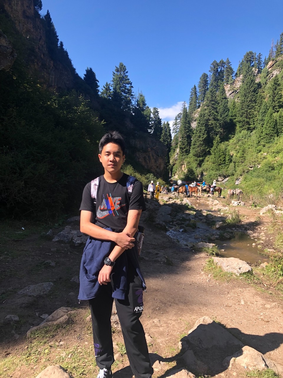 4F47AF80-094D-4530-A283-0E9BA2059FD5