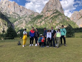 B45254EB-FEF6-464A-B78D-3C2BEE5243EB