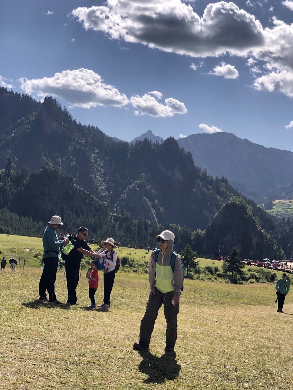 F74B5203-8E88-4515-94DA-890BDA661EF8