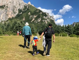 870263B1-0092-4FBB-95AC-F24C2A0F86C2