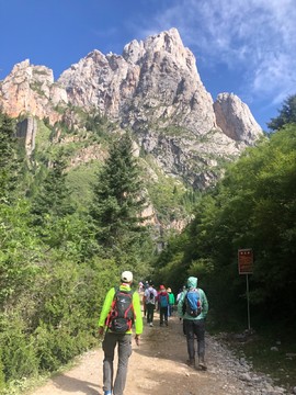 2BF48948-2A14-4B7B-8827-48EBB764A293