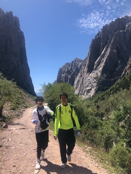 D0EAA00E-08F0-406A-8BD3-50EAFB30590F