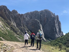 9E333F7D-7F07-4E82-B912-48797AF0464F