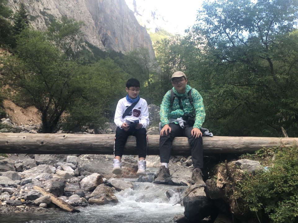 0B22DD2F-E7CD-41FD-95D0-429684AE0C6A