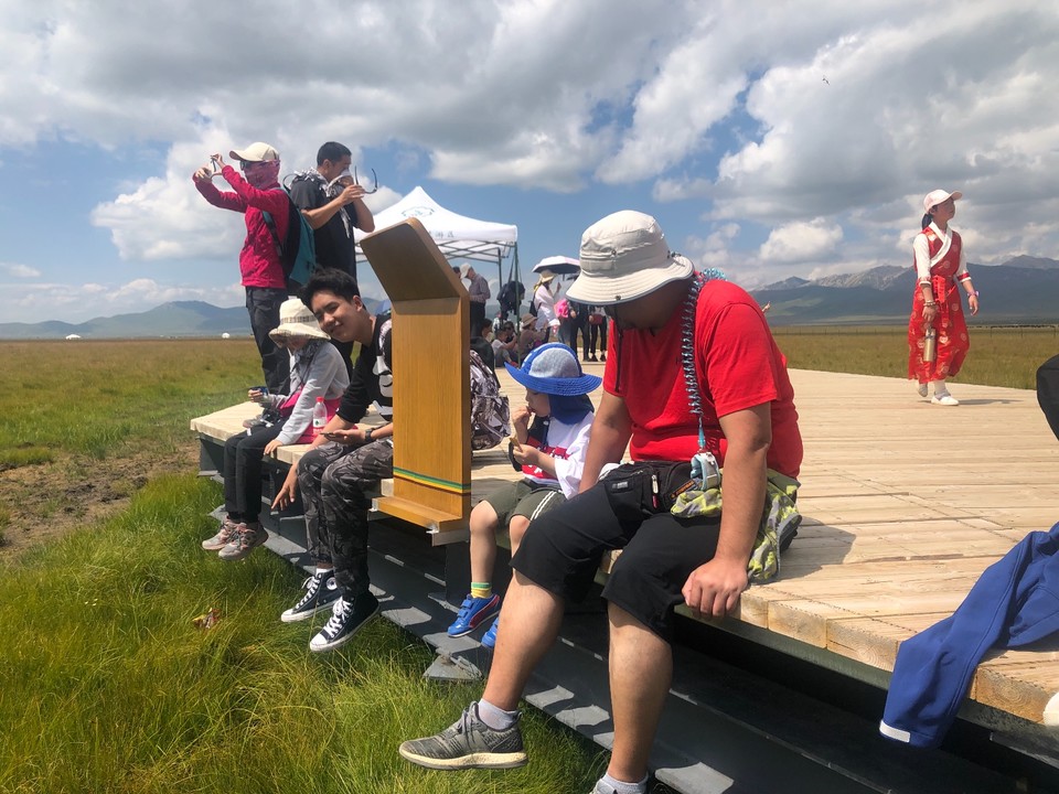 D81BC659-BA85-4656-A114-D47BBE53DB7D