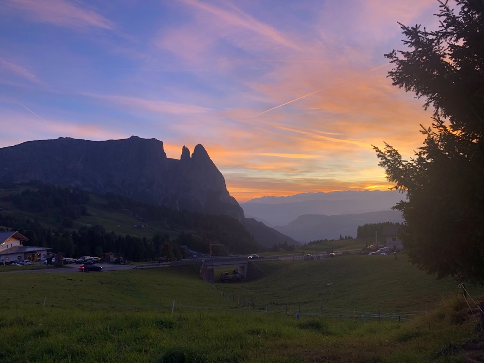 C7C13EB1-D309-4FAF-A581-7C2DBDD9E819