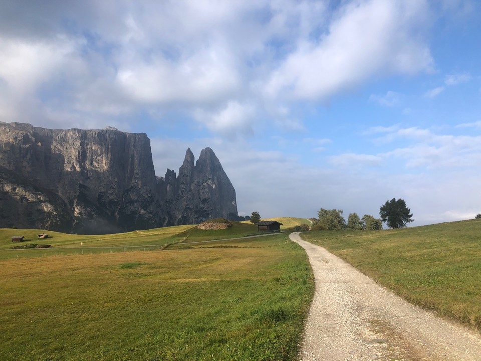 5DD467E8-3D4A-406C-B6A2-FF7BE7254B6B