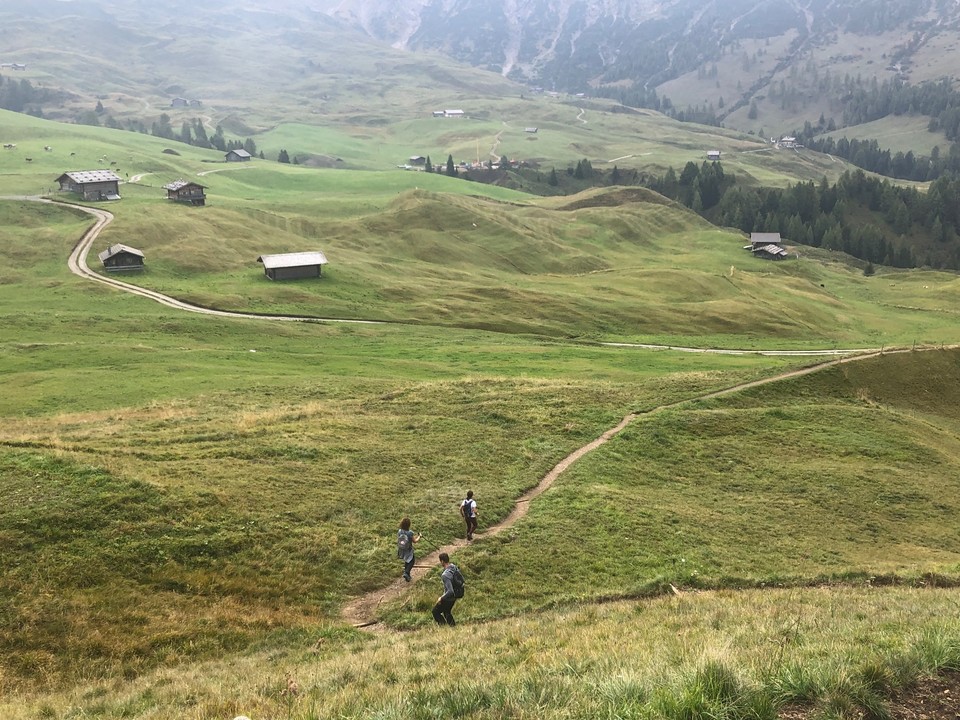 25668763-0179-425F-B7CA-96C6616A0893