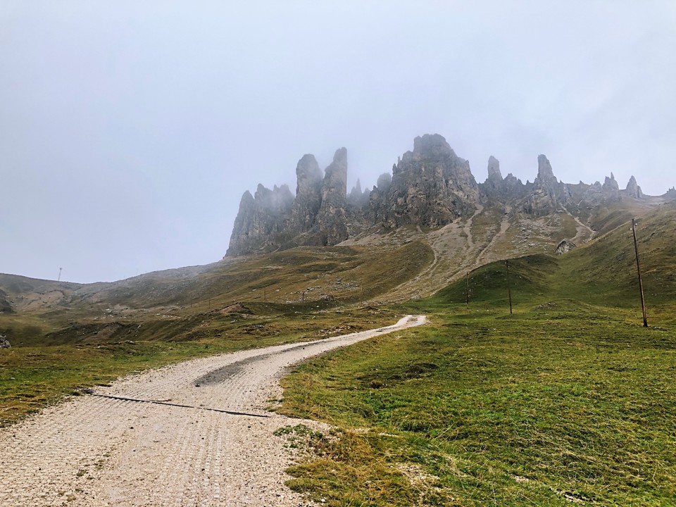 8BE8B896-2FAF-4F3B-A4ED-423AEEBA4C84